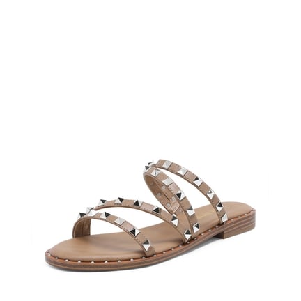 11 Types Of Summer Flat Sandals For Women To Wear